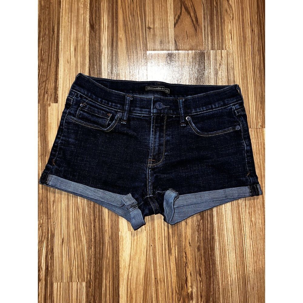 Abercrombie and Fitch Women's Juniors Dark wash denim Jean shorts size 26
